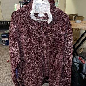 Women’s Large Peach Love California Sherpa pullover. NEVER WORN. PERFECT